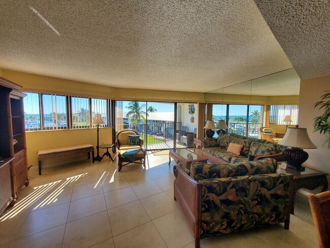 Foto del edificio - 1530 Ocean Bay Dr