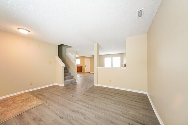 Foto del edificio - 9033 Southernwood Way