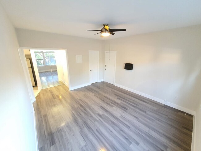 Building Photo - 511 S Rampart Blvd