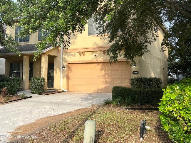 Foto del edificio - 15691 Tisons Blf Rd
