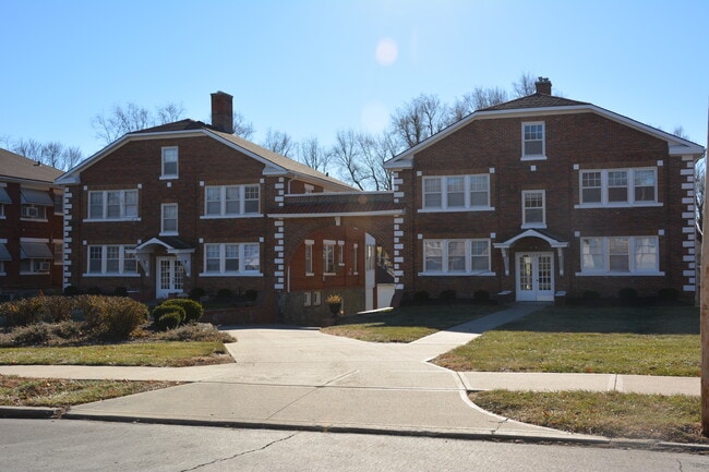 Building Photo - 2522 Pacific St