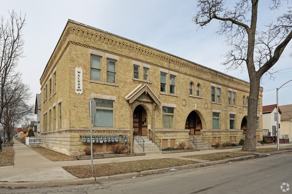 Building Photo - Walker Row