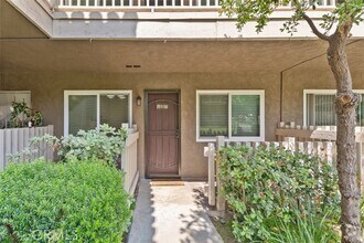 Building Photo - 531 S La Veta Park Cir