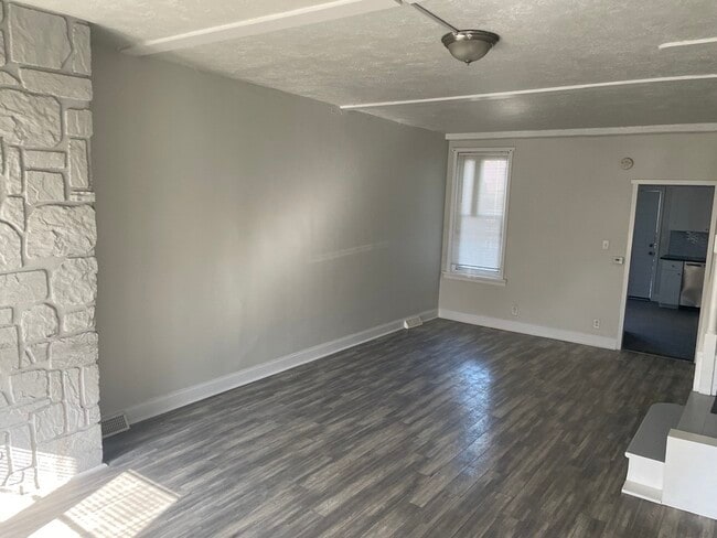 Photo - 4731 Princeton Ave House