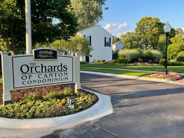 Building Photo - 1610 Orchard Dr