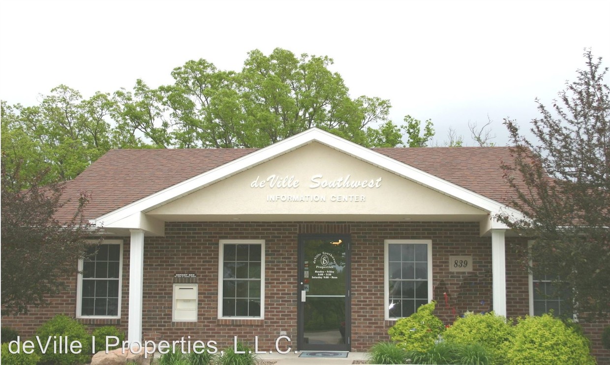Building Photo - 833 Southwest Blvd