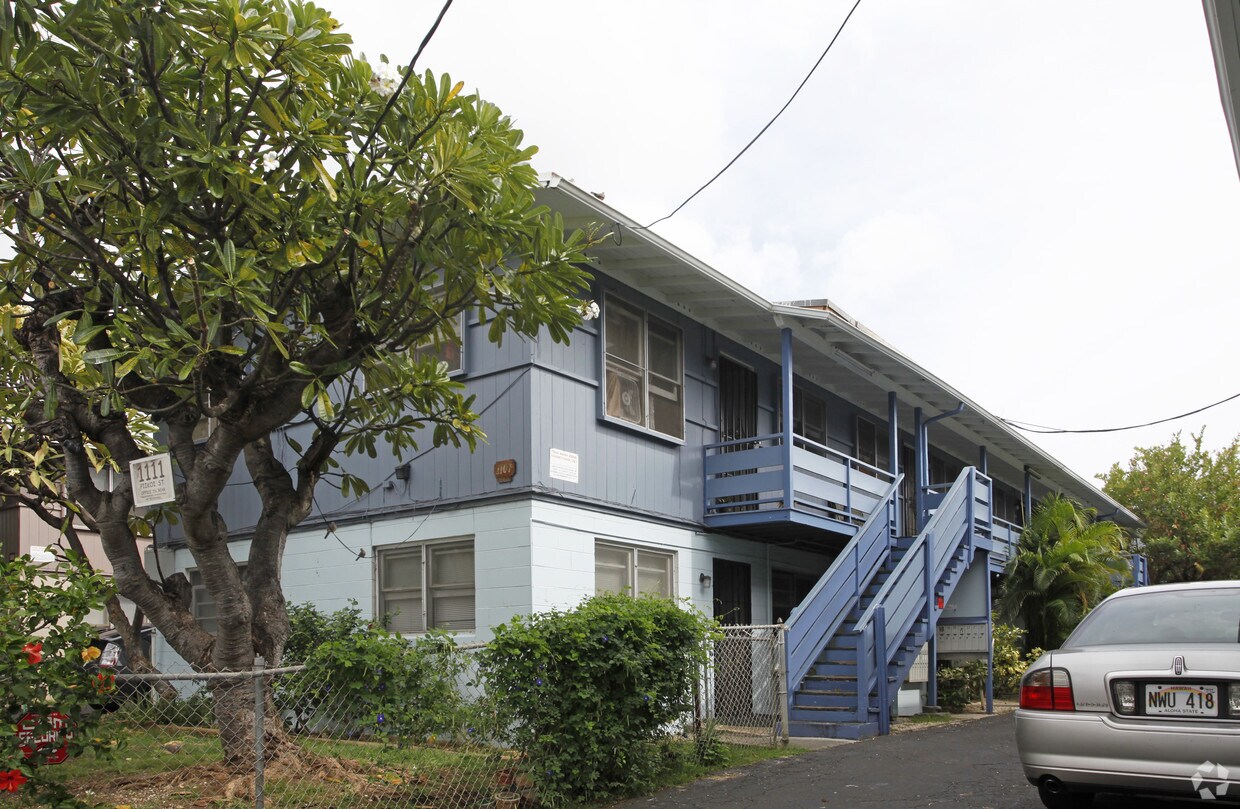 Building Photo - 1107 Piikoi St