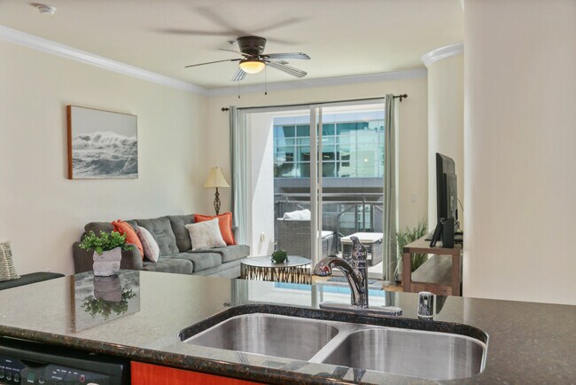 Foto del edificio - 525-511 Eleventh Ave