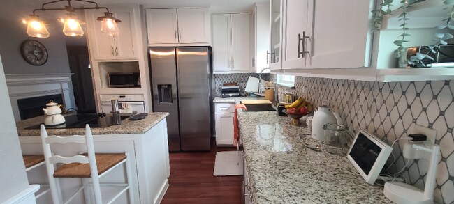 Foto del edificio - 2379 Briarwest Blvd