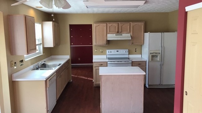 Building Photo - 1139 Timberland Dr