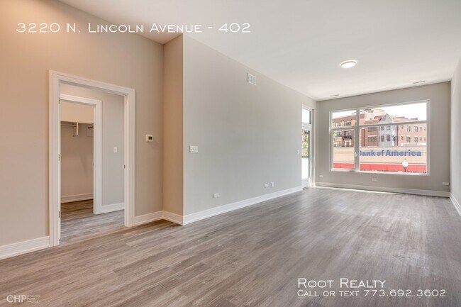 Building Photo - 3220 N Lincoln Ave
