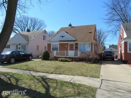 Primary Photo - 3 br, 1 bath House - 14925 Keppen Ave