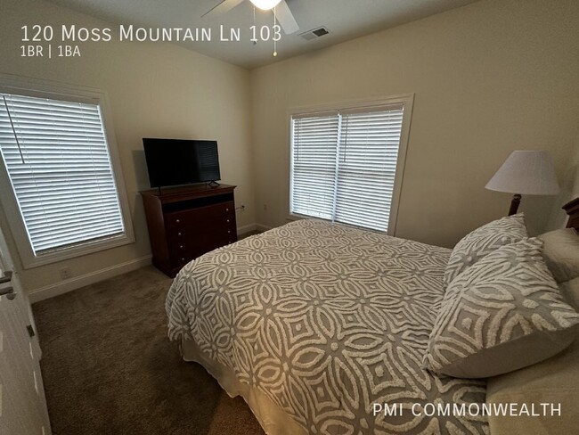 Building Photo - 120 Moss Mountain Ln