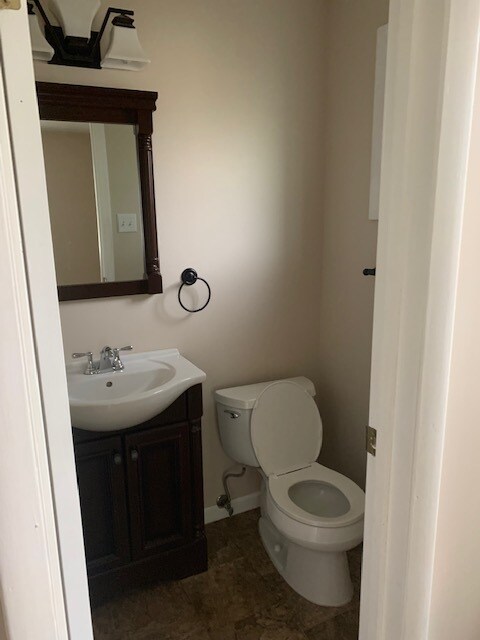 Building Photo - 3331 Fir Tree Ln