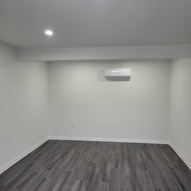 Foto del edificio - 4312 Crane St