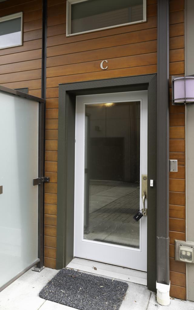 Building Photo - 2 bedroom in Seattle WA 98103