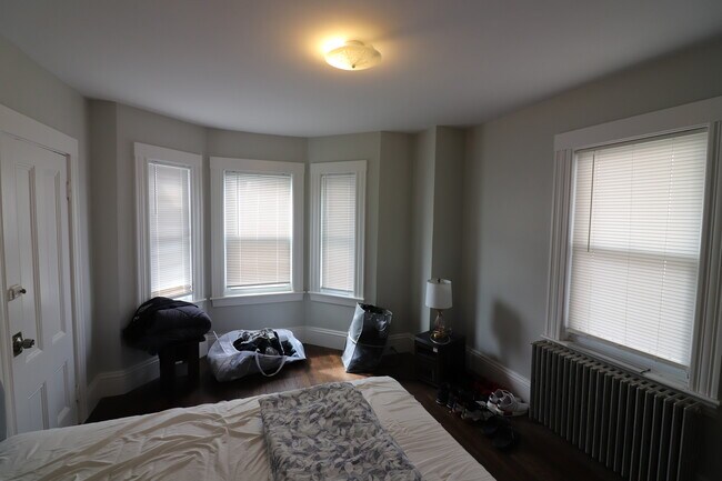 Building Photo - 29 McKenn St