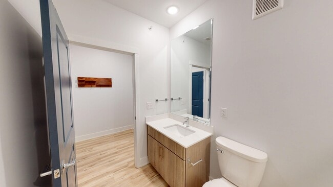 Diamond Bathroom - Factory 52 Apartments