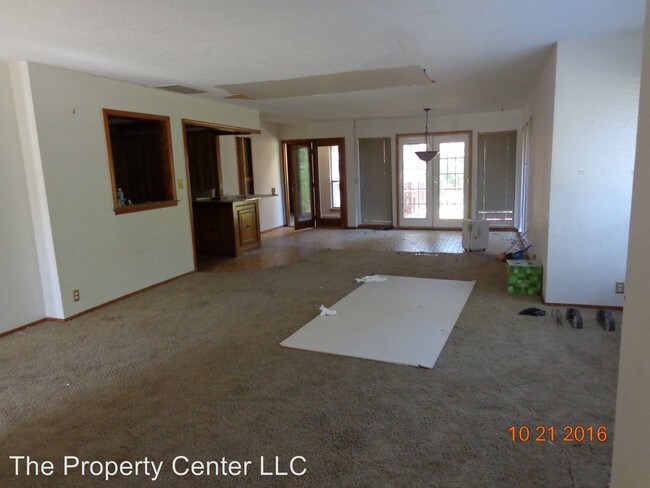 Building Photo - 6301 Connaught Ct