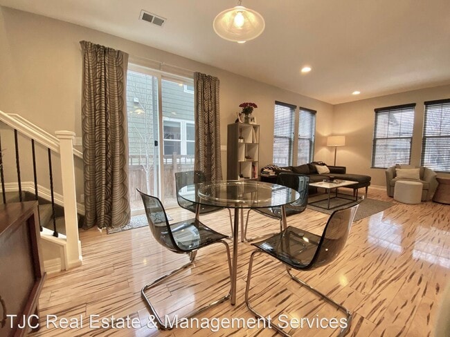 Building Photo - 3 br, 2.5 bath House - 3332 Valentia St