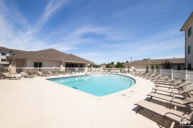Building Photo - Buffalo Ridge Apartments