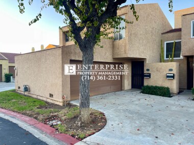3 BR Townhome in Yorba Linda Knolls | Upgraded & Move-In Ready - 3 BR Townhome in Yorba Linda Knolls | Upgraded & Move-In Ready