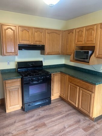 Building Photo - 20 Colbert St