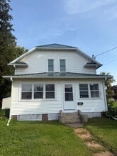 Building Photo - 568 W Main St