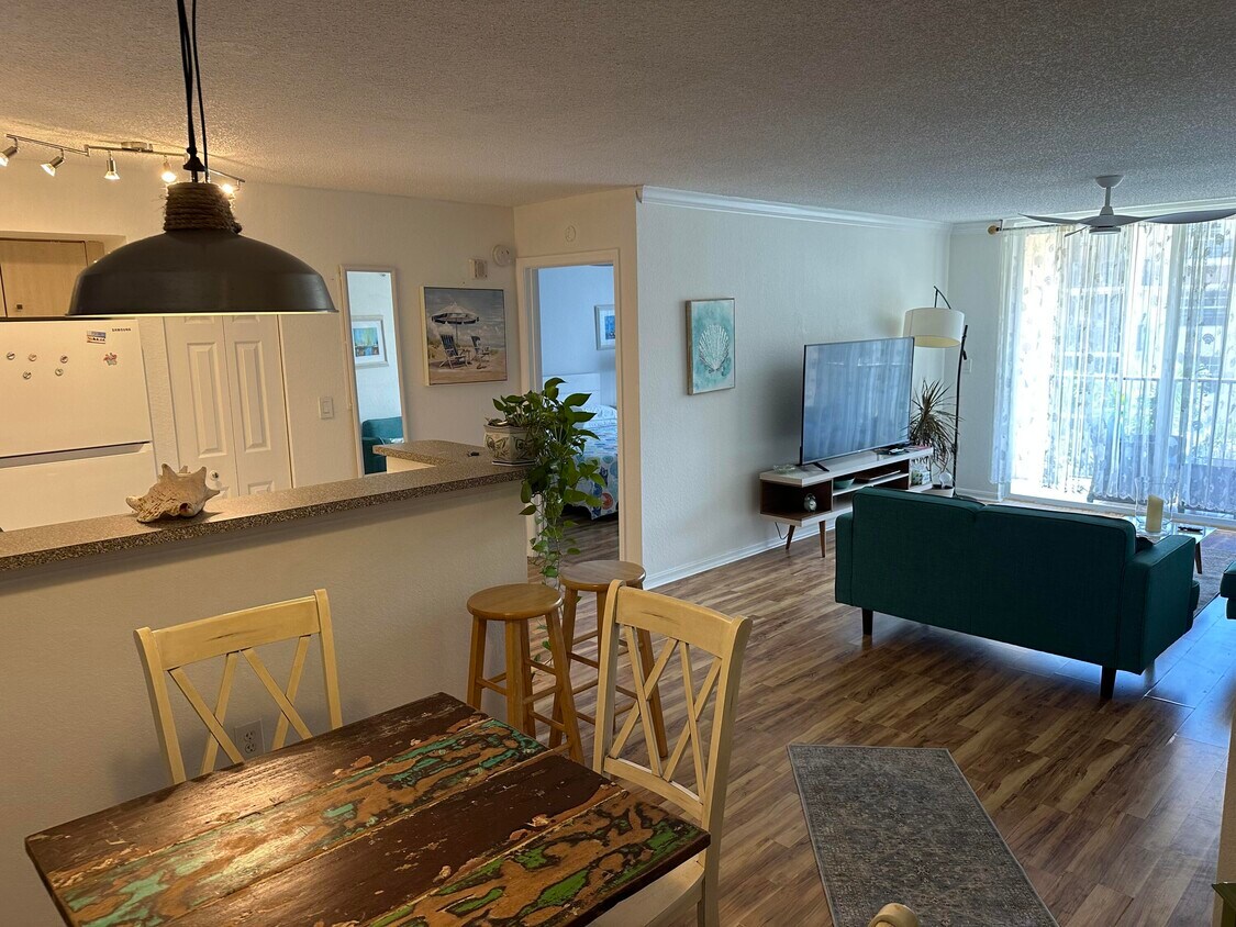 Primary Photo - 1801 N Flagler Dr