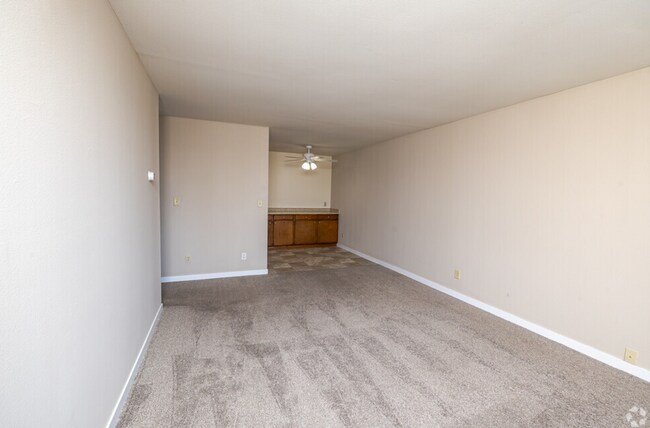 Foto del interior - Oakland Manor Apartments