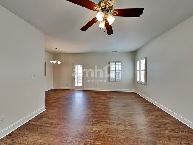 Building Photo - 5902 Carolina Manor Ct