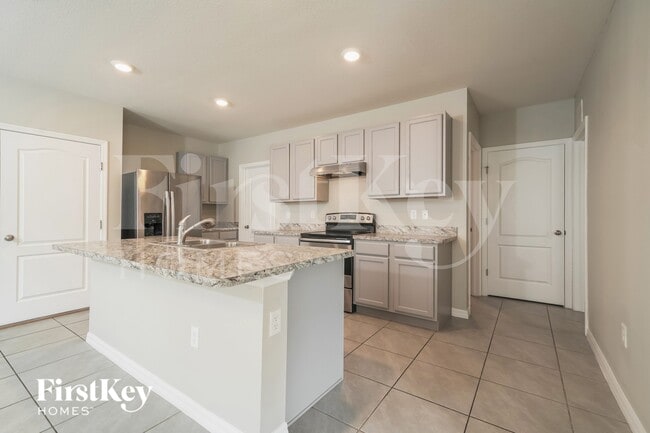 Building Photo - 1055 Andean Ln