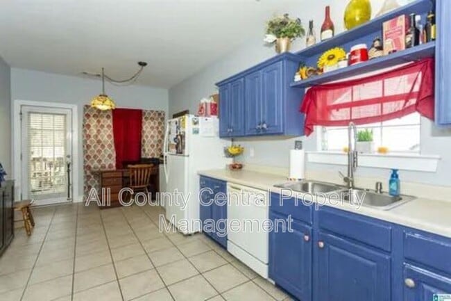 Foto del edificio - 2017 Kelly Creek Ct