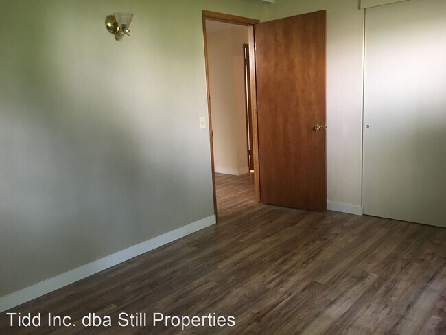 Building Photo - 5 br, 2.5 bath House - 520 15th St NE