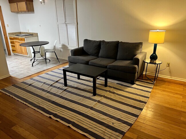 Foto del edificio - 1240 Allston St