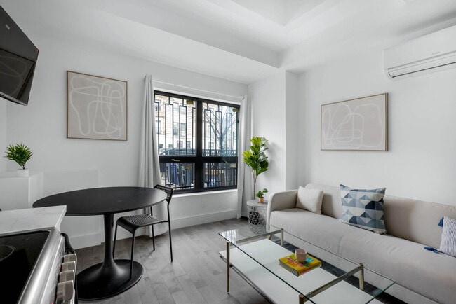 Foto del edificio - 27E E 128th St