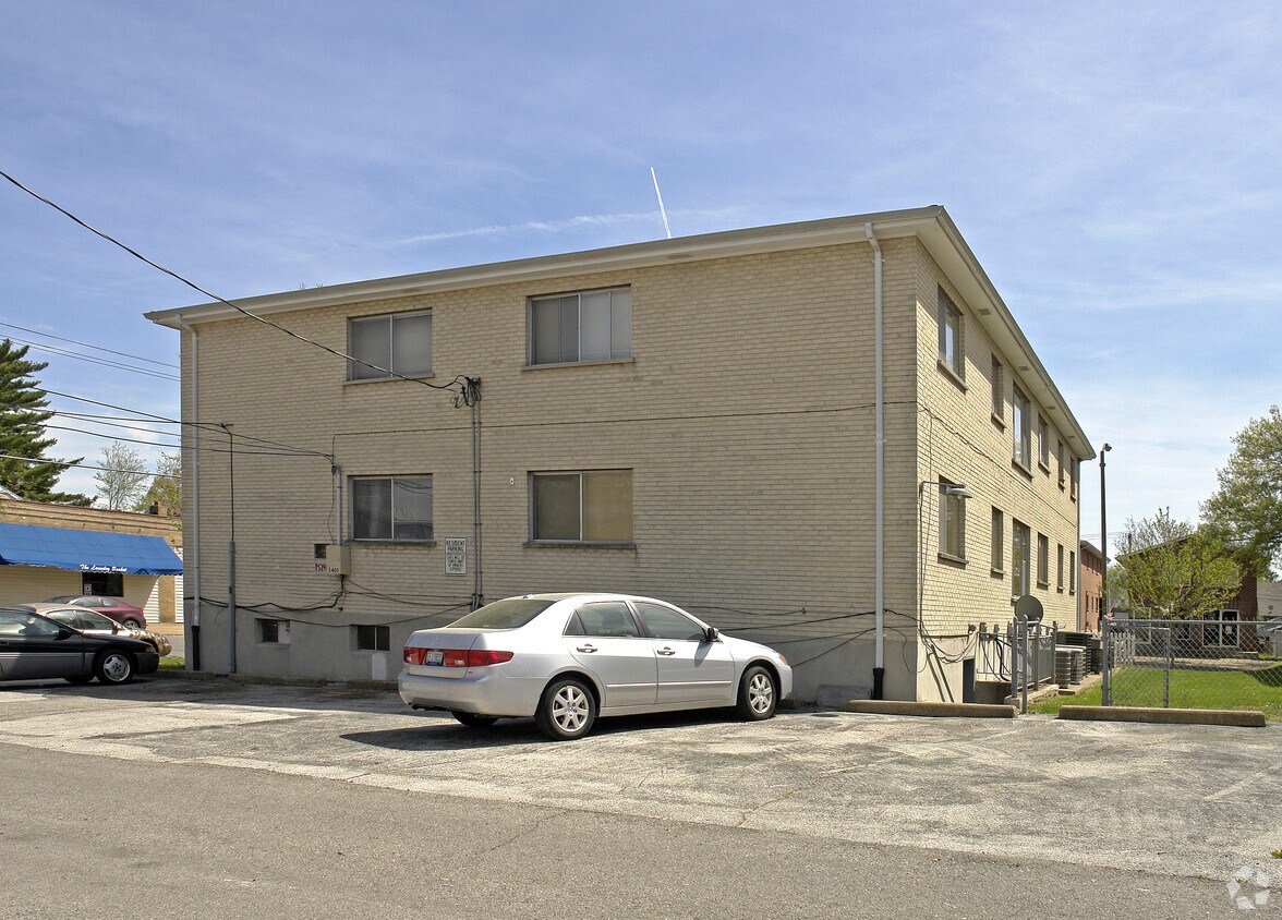 Building Photo - 5401 Eichelberger St