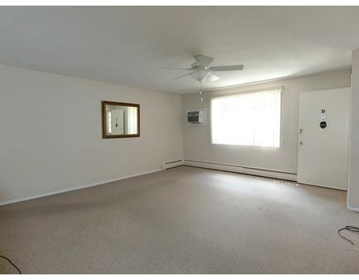 Building Photo - 127 Litchfield Pines Dr