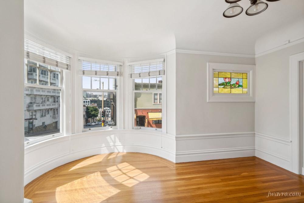 Primary Photo - 1388 Union St