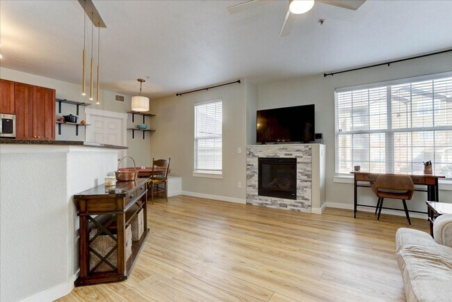 Foto del edificio - Charming 2-bedroom, 2-bath condo in Erie, CO,