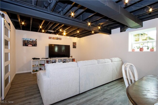 Building Photo - 1117 Kadas Ln