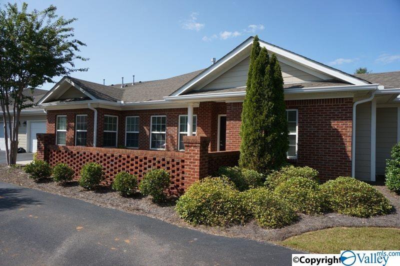 Primary Photo - 83 Valley Way Cir SE
