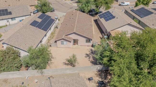 Foto del edificio - 3 Bedroom 2 Bathroom