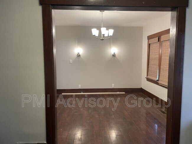 Foto del edificio - 2201 SW Huntoon St