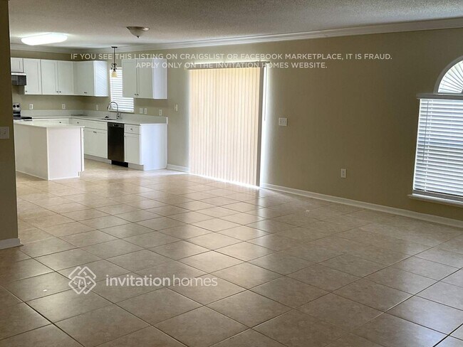 Foto del edificio - 14213 Econ Woods Ln