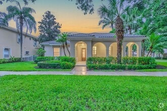 Building Photo - 121 Savona Dr