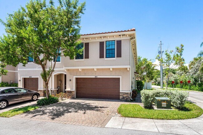 Foto del edificio - 4111 Plum Tree Ln