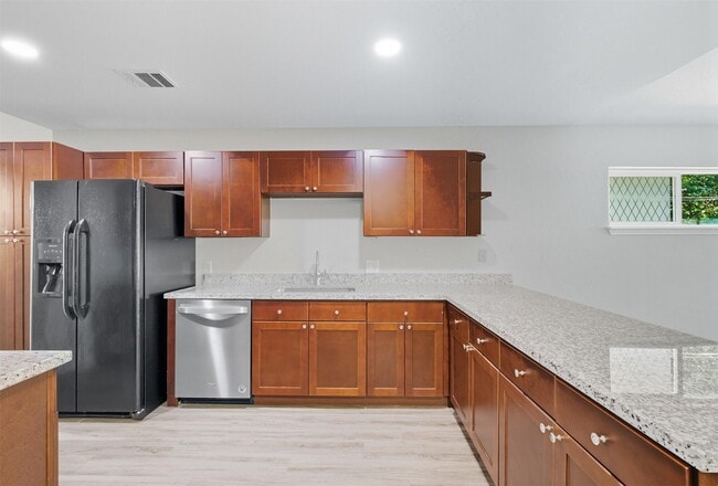 Building Photo - 5022 Balkin St