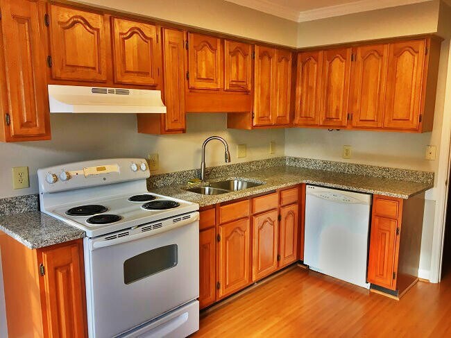 Foto del edificio - Beautiful 2 Bed 2 Ba Townhome in an Amazin...