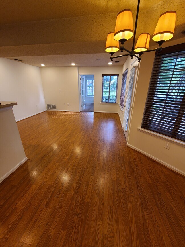 Living Area2 - 10801 Amherst Ave